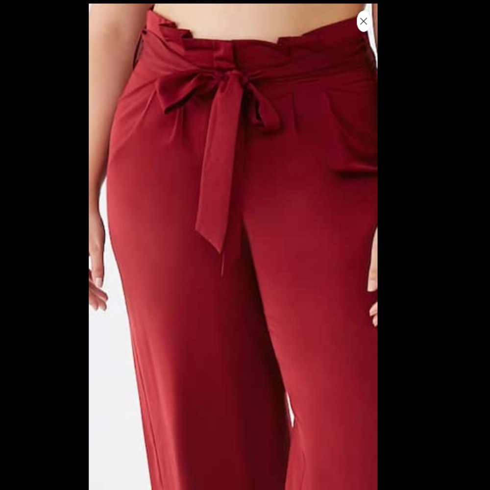 Long paperback woven pants. Burgundy